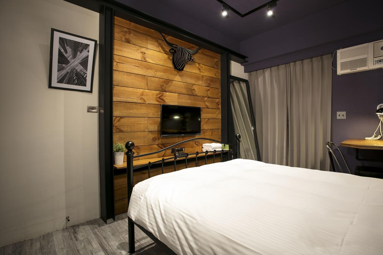 Loft Hostel Fengjia Taichung Exterior photo
